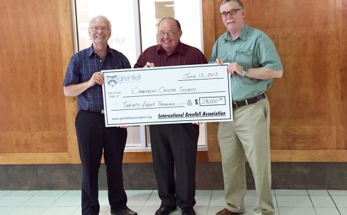 Canadian Cancer Society Receives $28,000 IGA Grant Canadian Cancer Society Receives $28,000 IGA Grant